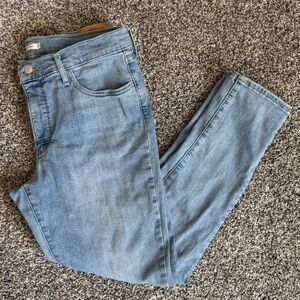 Women’s Levi’s Jeans